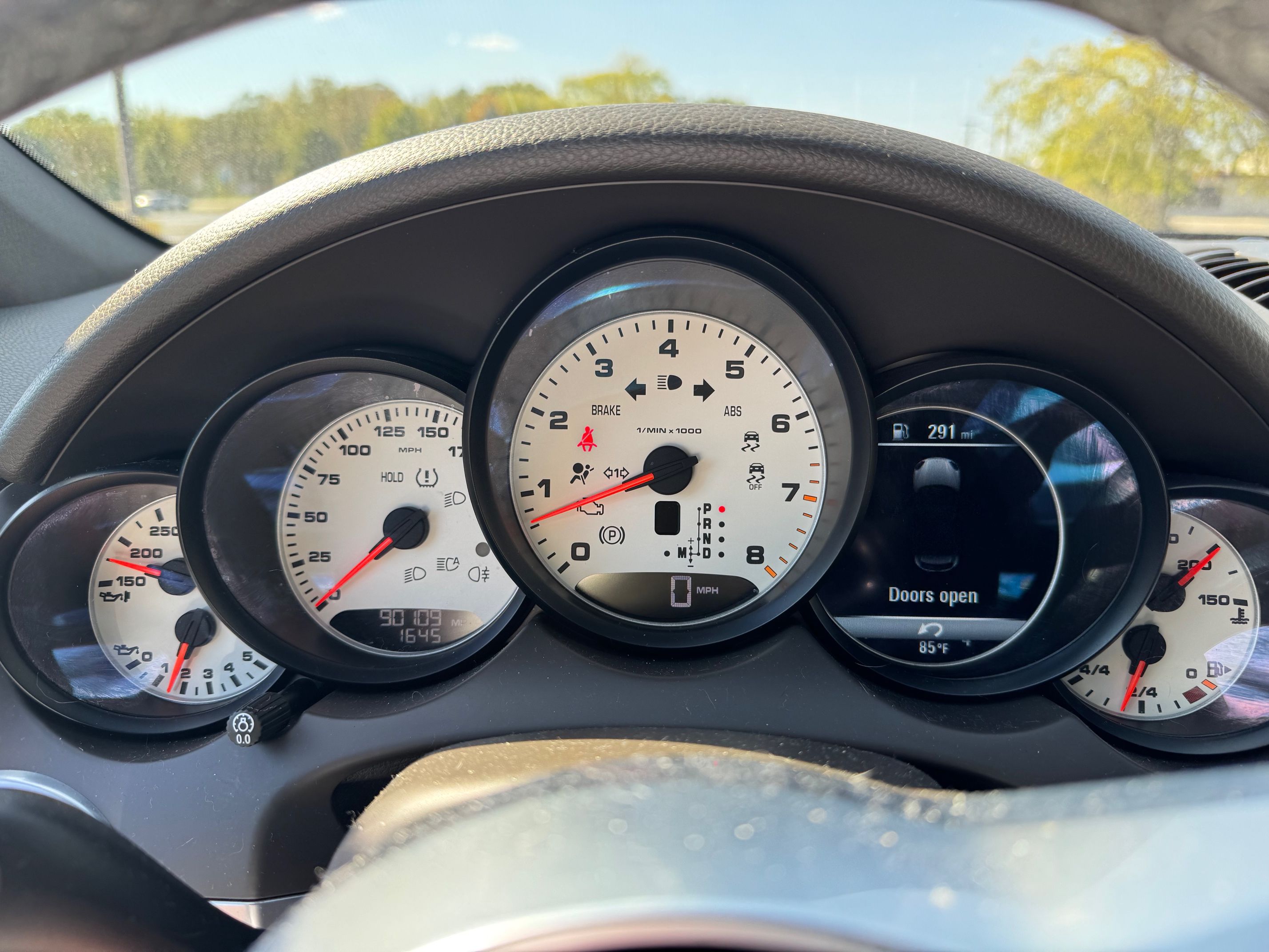 Used 2017 Porsche Cayenne S AWD/4WD image 9