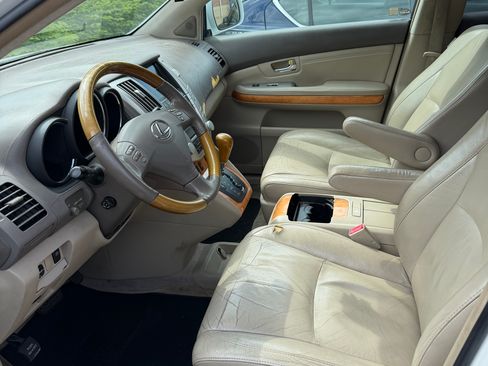 Used 2005 Lexus RX 330 AWD image 9