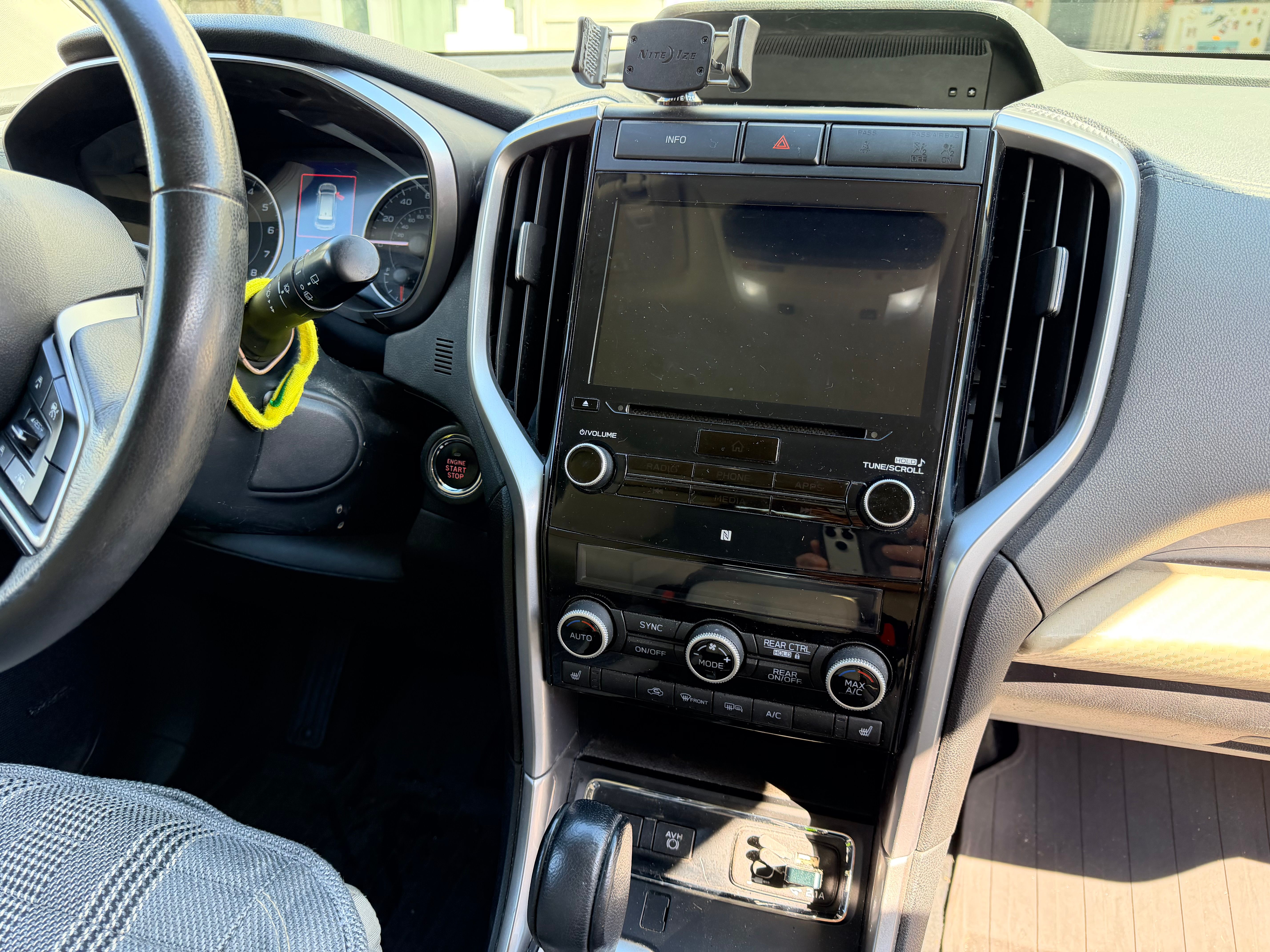 Used 2019 Subaru Ascent Premium w/ Popular Package #4 AWD/4WD image 8