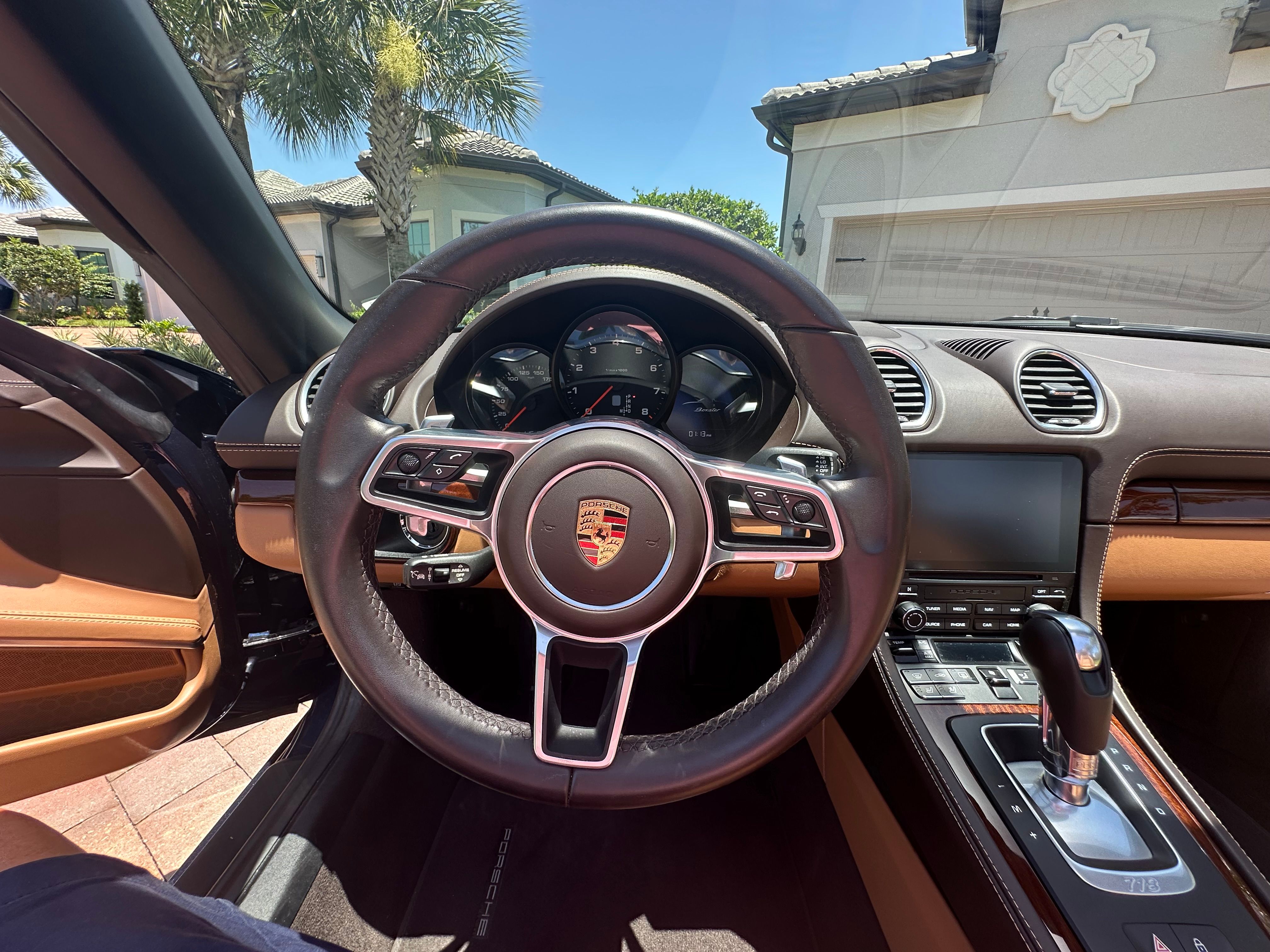 Used 2019 Porsche 718 Boxster RWD image 14