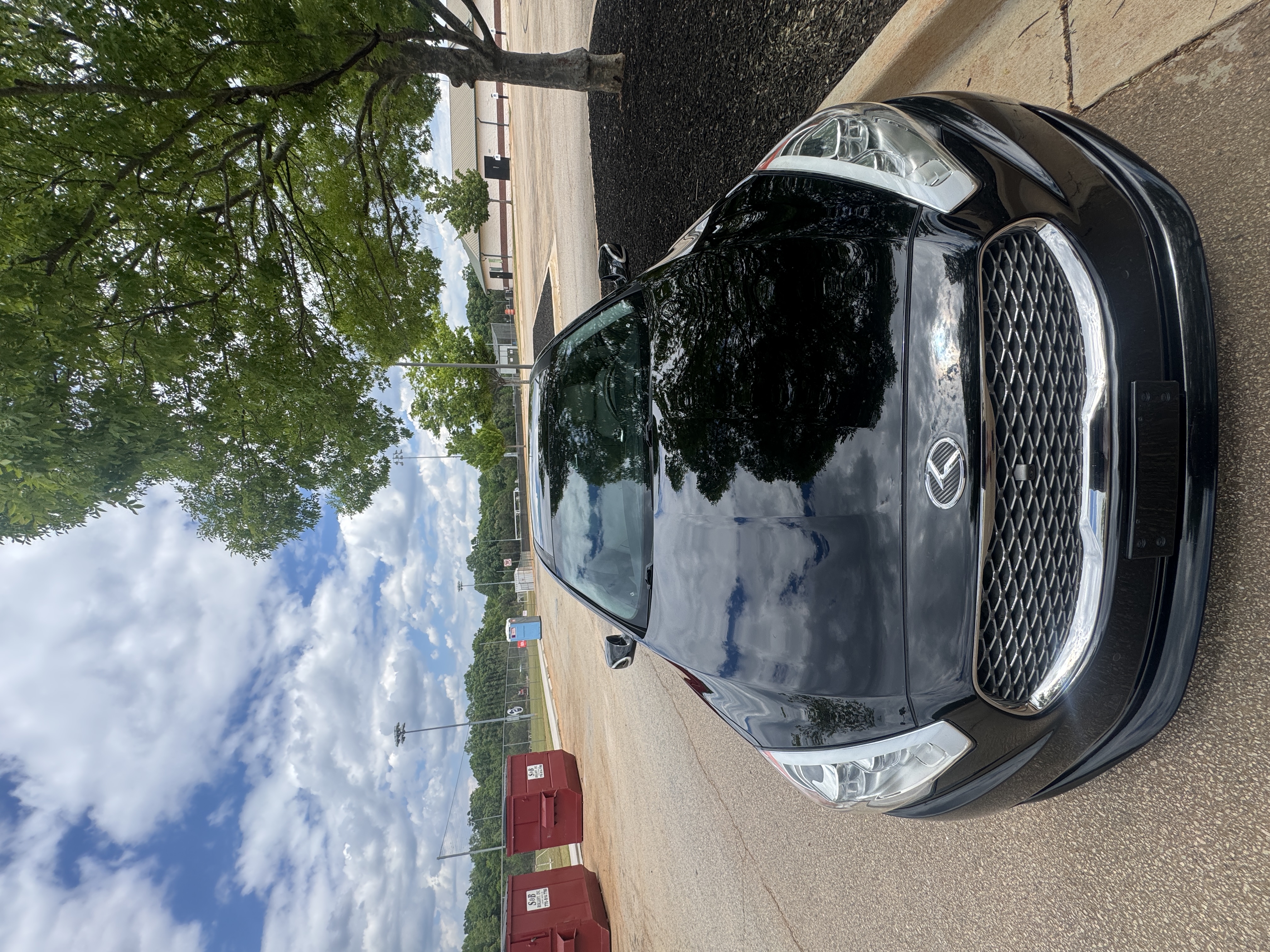 Used 2015 Kia K900 Luxury w/ VIP Package (Discontinued) RWD image 2