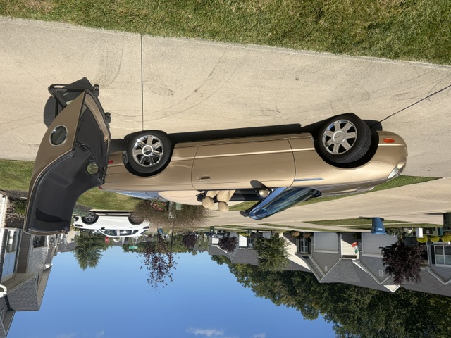 Used 2005 Ford Thunderbird RWD image 4