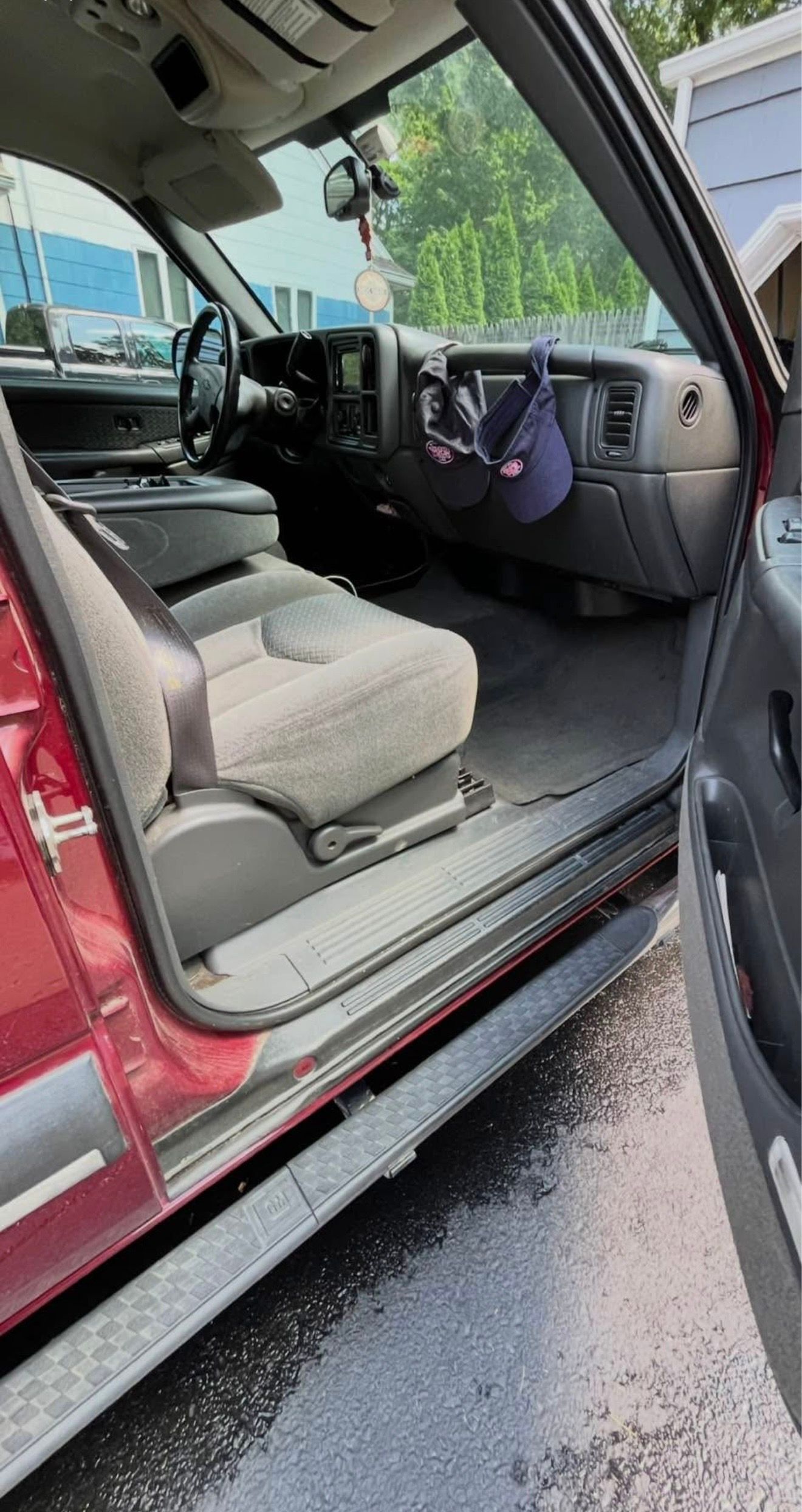 Used 2004 Chevrolet Avalanche 2WD image 4
