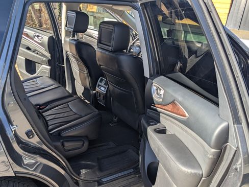 Used 2013 INFINITI JX35 AWD w/ Premium Pkg image 14