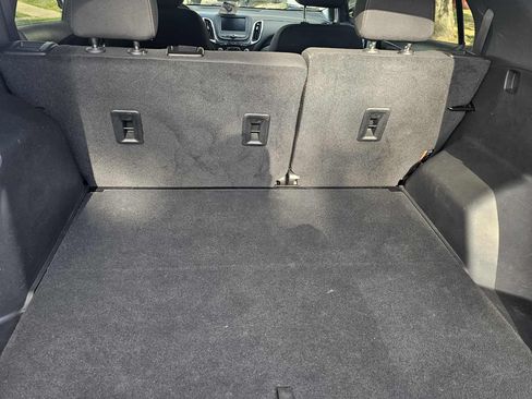 Used 2022 Chevrolet Equinox LT image 12