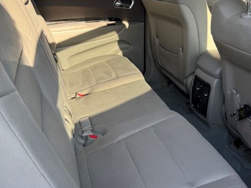 Used 2011 Dodge Durango Crew image 15