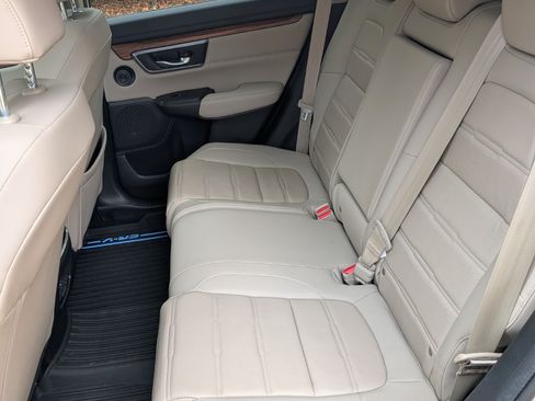 Used 2017 Honda CR-V Touring image 8