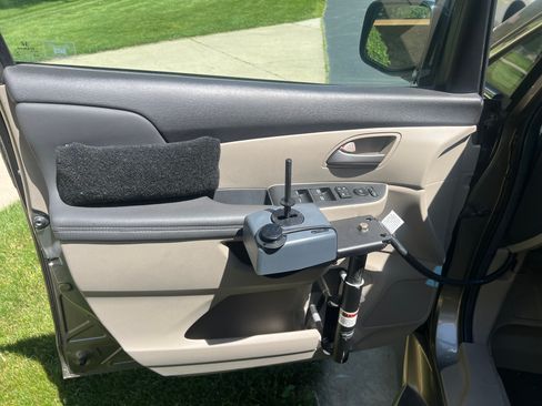 Used 2012 Honda Odyssey EX-L image 23