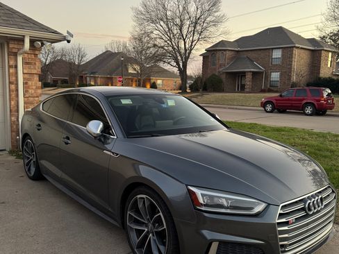 Used 2018 Audi S5 Premium Plus w/ Navigation Package image 4