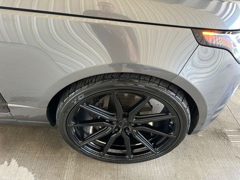 Used 2019 Land Rover Range Rover Supercharged image 16