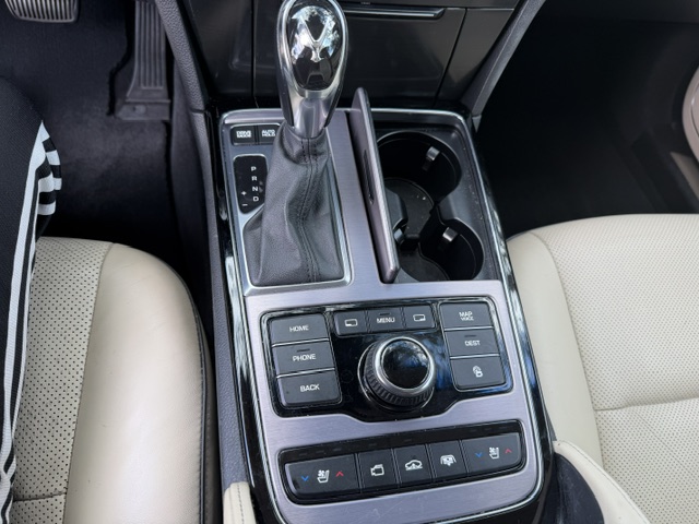 Used 2014 Hyundai Equus Ultimate RWD image 18