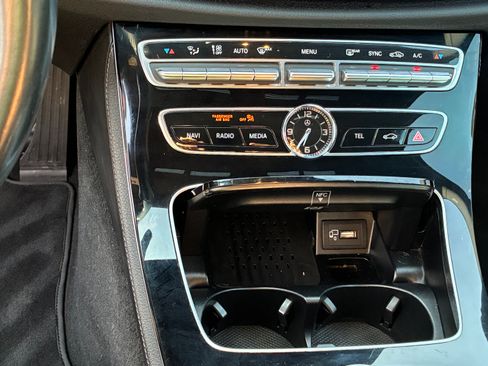 Used 2017 Mercedes-Benz E 300 image 31