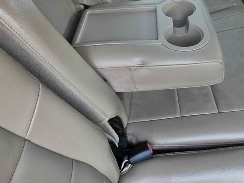 Used 2004 Ford F250 Lariat AWD/4WD image 5
