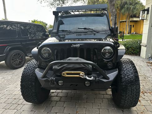 Used 2012 Jeep Wrangler Unlimited Sport image 15