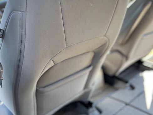 Used 2017 Chrysler Pacifica LX image 22