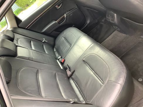 Used 2011 Hyundai Azera Limited FWD image 5