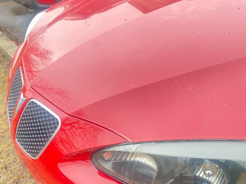 Used 2006 Pontiac Grand Prix GXP w/ Sun And Sound Package image 5