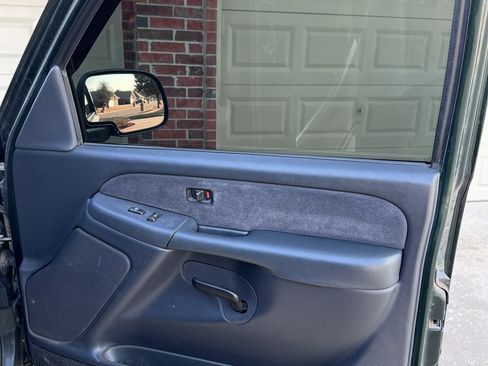 Used 2002 Chevrolet Silverado 1500 LS w/ Electrical Convenience Pkg image 14