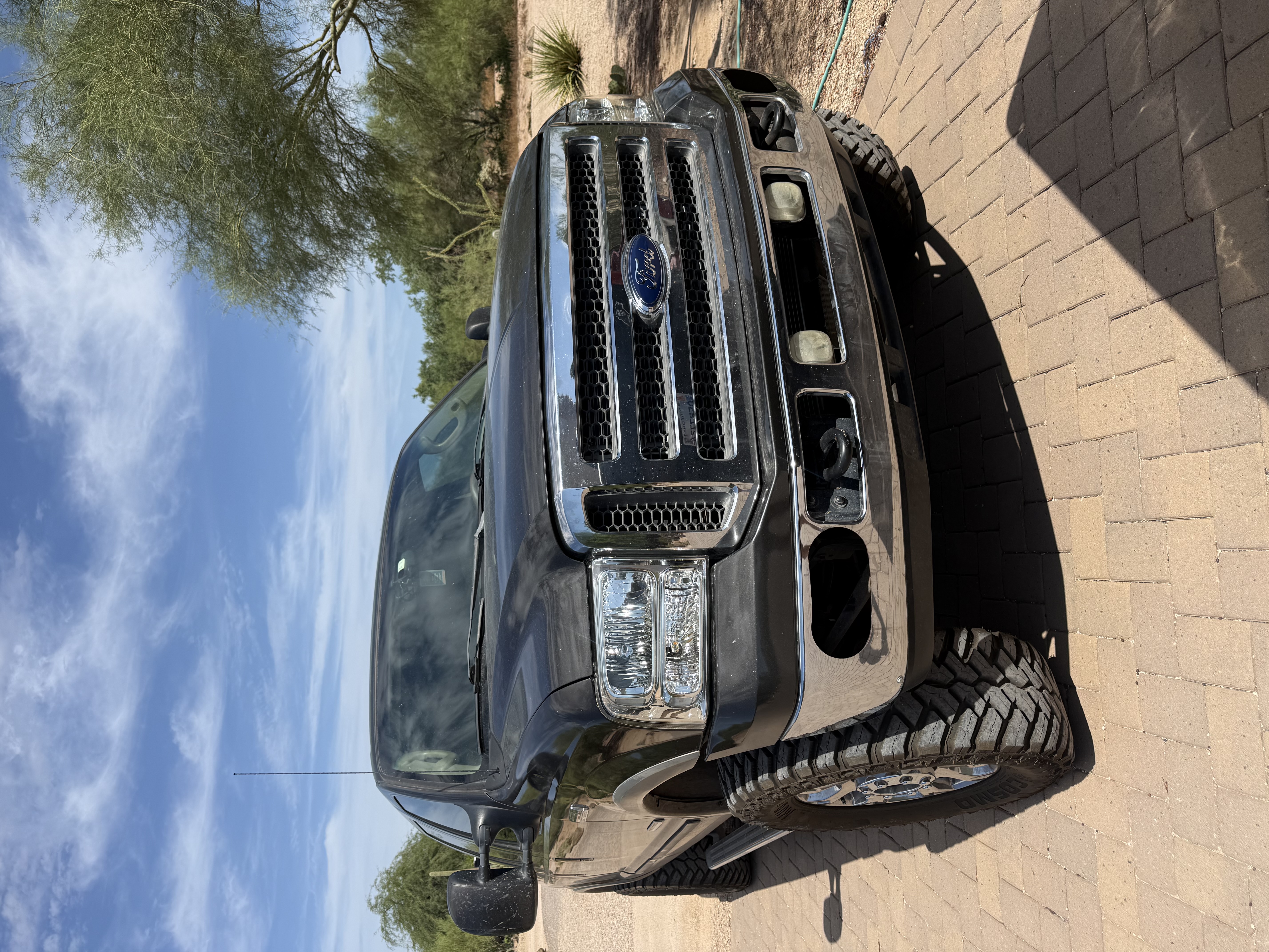 Used 2005 Ford F250 Lariat AWD/4WD image 4