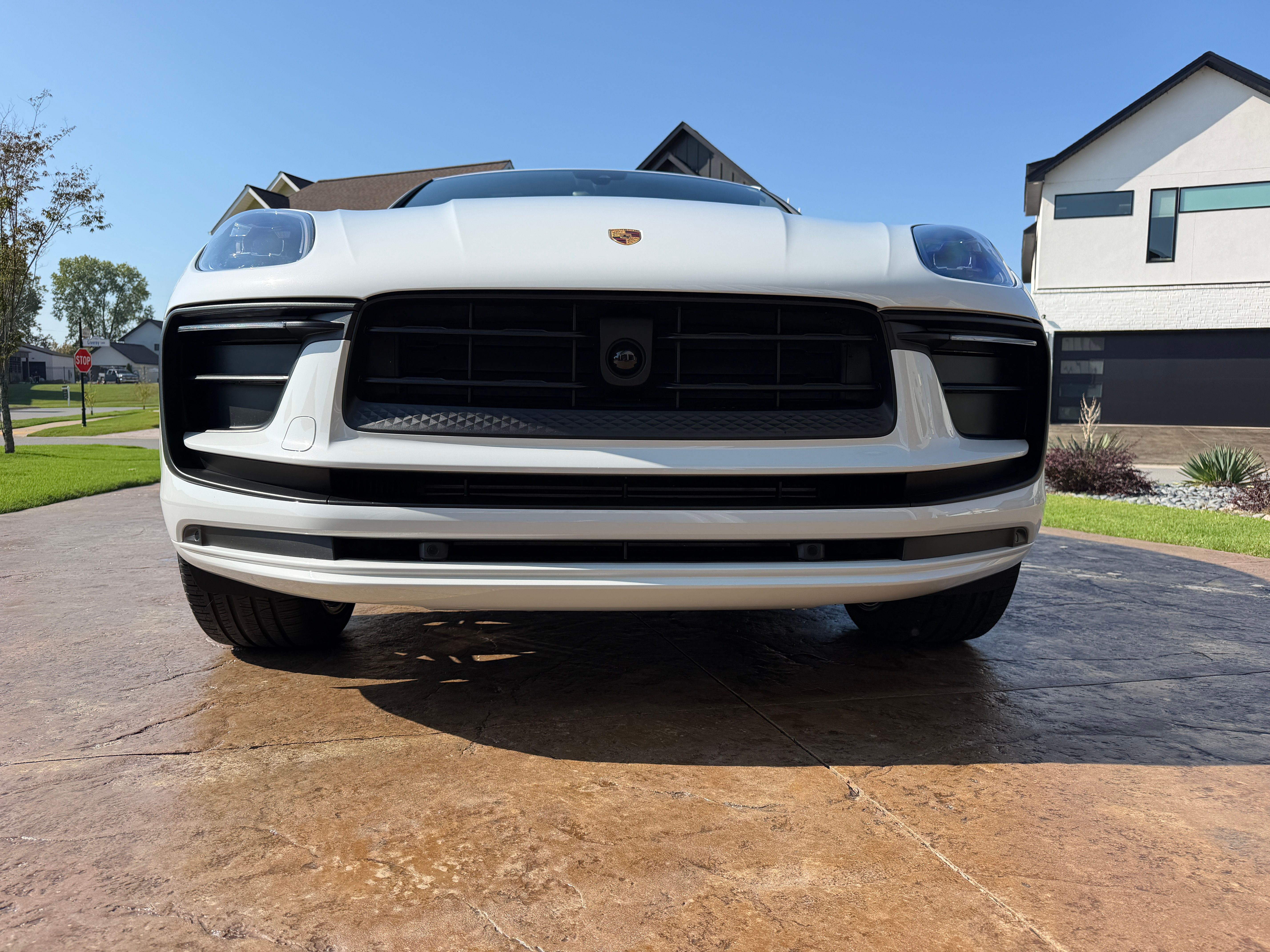 Used 2024 Porsche Macan AWD/4WD image 5