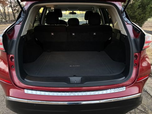 Used 2017 Nissan Murano SV image 6