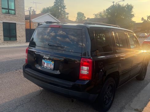 Used 2016 Jeep Patriot Sport w/ Power Value Group image 12