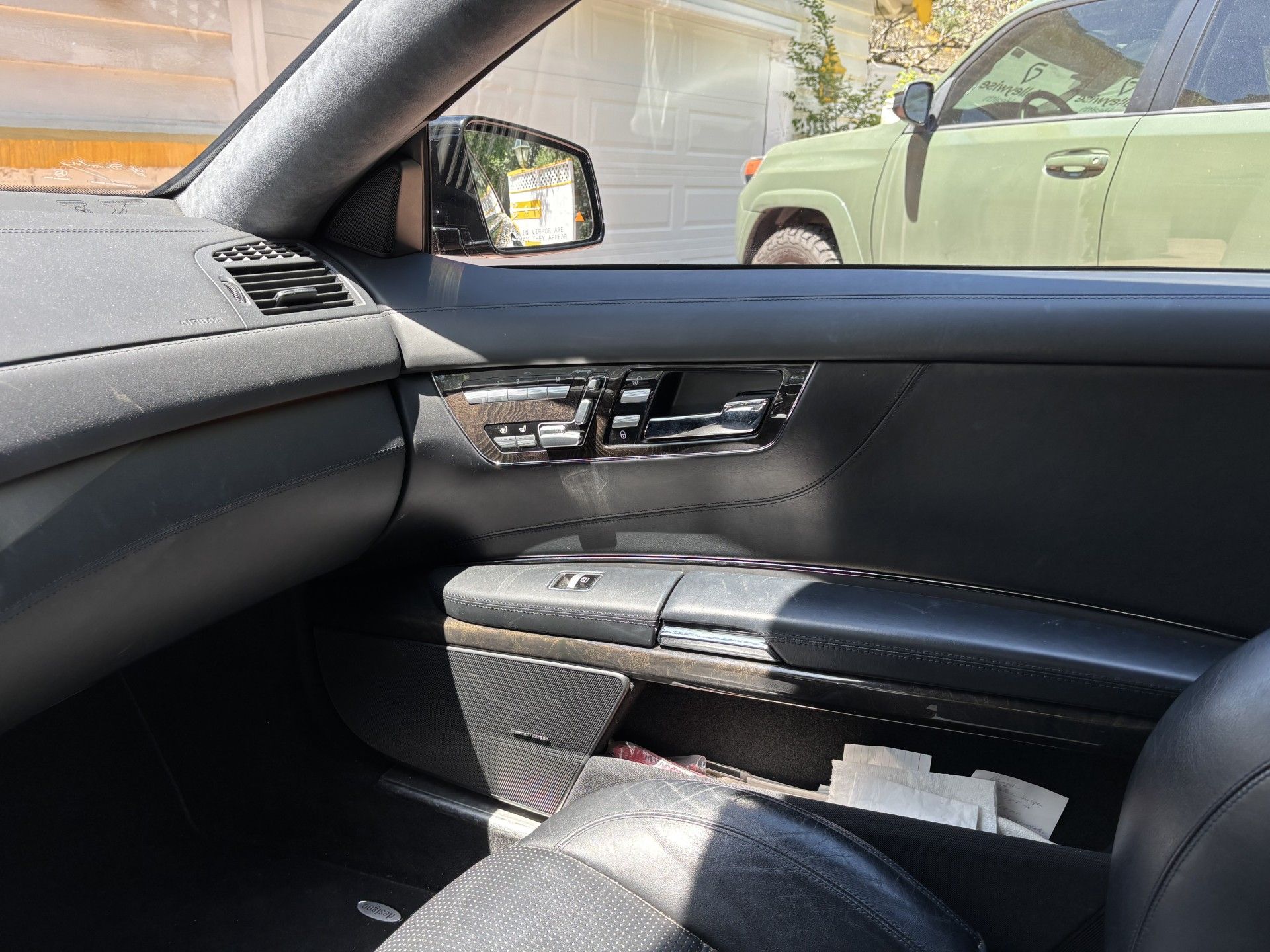 Used 2012 Mercedes-Benz CL 63 AMG image 8