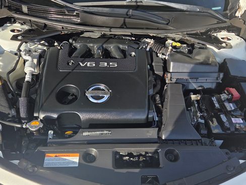 Used 2013 Nissan Altima 3.5 S image 12