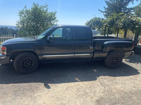 Used 2004 GMC Sierra 1500 SLT w/ Light Duty Power Package RWD image 11