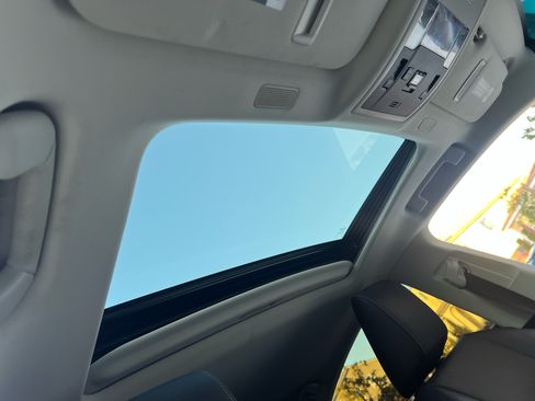 Used 2020 Lexus ES 300h 300h Sedan 4D w/ Accessory Package 2 image 13