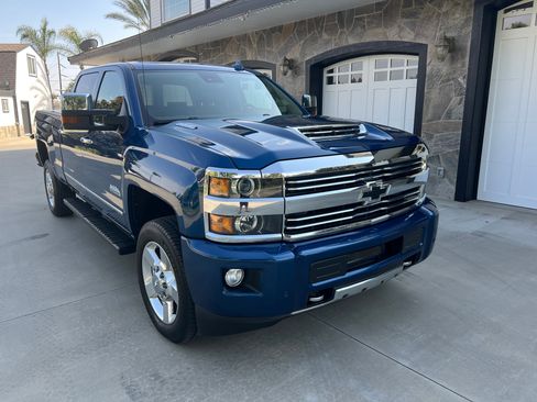 Used 2017 Chevrolet Silverado 2500 High Country w/ Duramax Plus Package AWD/4WD image 25