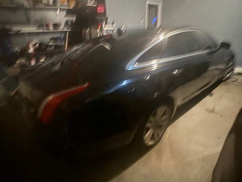 Used 2016 Jaguar XJ L Portfolio RWD image 6