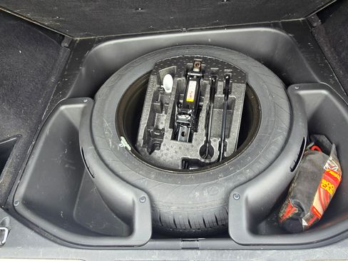 Used 2015 Jeep Grand Cherokee Limited image 11