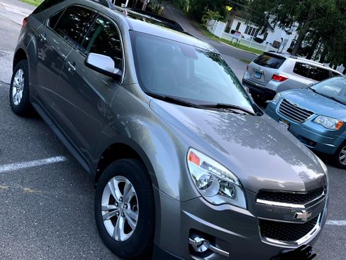 Used 2012 Chevrolet Equinox LT AWD/4WD image 2