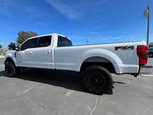 Used 2022 Ford F350 Lariat w/ Lariat Value Package image 8