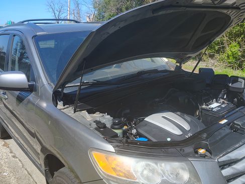 Used 2012 Hyundai Santa Fe Limited image 1