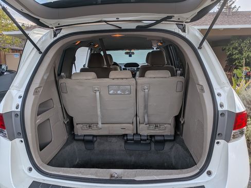 Used 2015 Honda Odyssey EX image 6