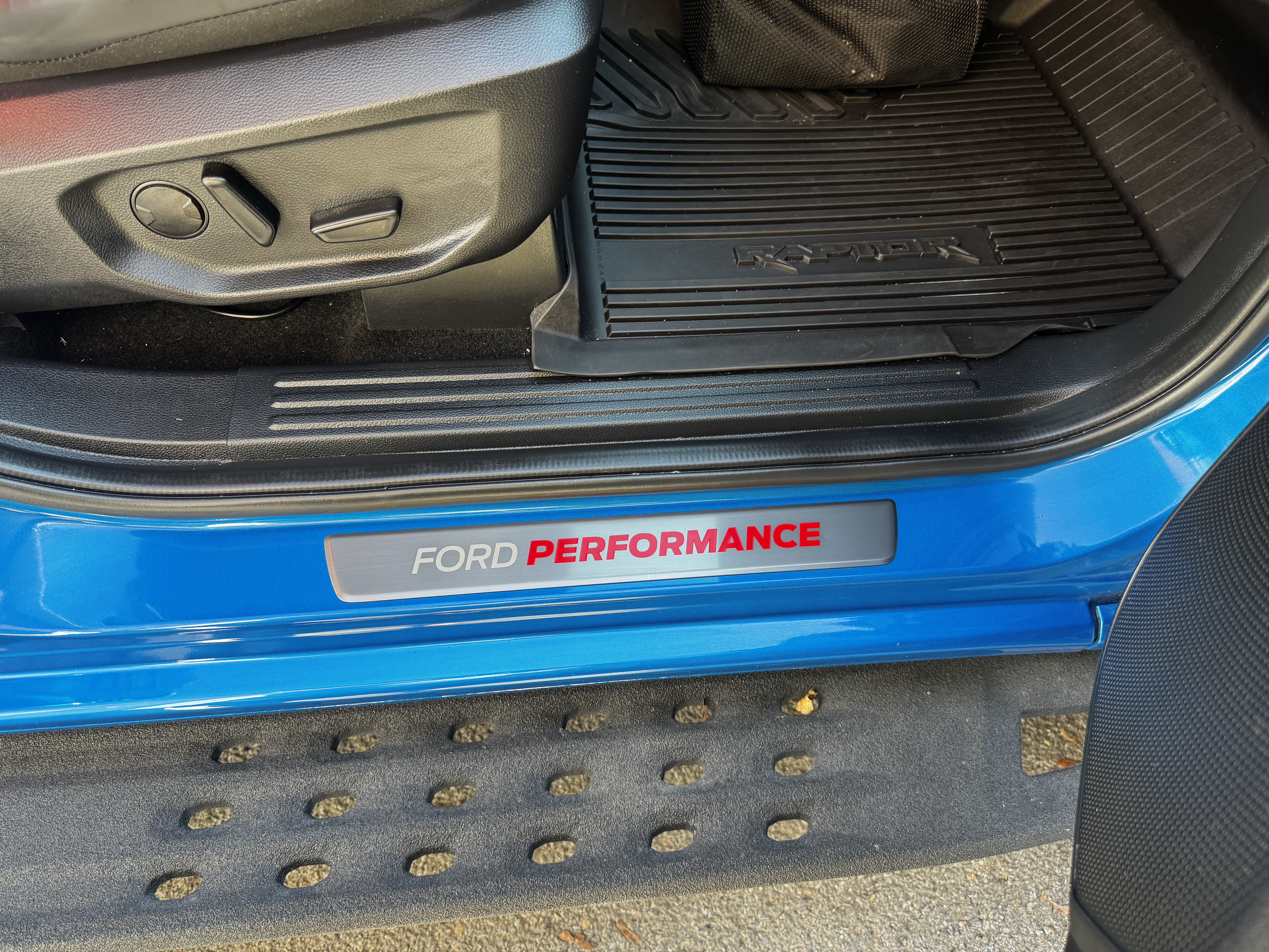 Used 2025 Ford Ranger Raptor AWD/4WD image 31