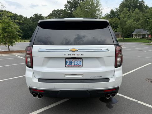 Used 2021 Chevrolet Tahoe Premier AWD/4WD image 5