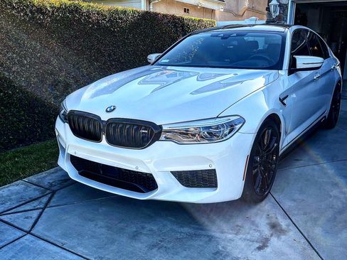 Used 2018 BMW M5 w/ Executive Package image 10