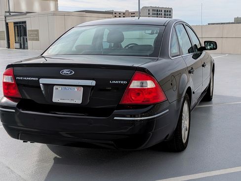Used 2005 Ford Five Hundred Limited image 2