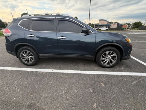 Used 2015 Nissan Rogue SL AWD/4WD image 5