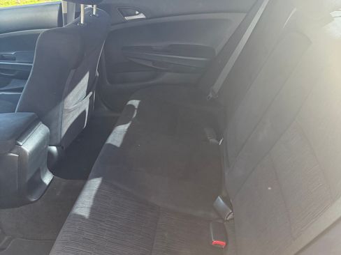 Used 2011 Honda Accord LX image 8
