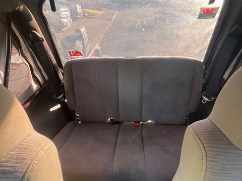 Used 2003 Jeep Wrangler X image 8