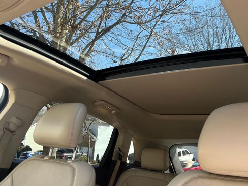 Used 2018 Lincoln MKX Reserve w/ Driver Assistance Package image 14