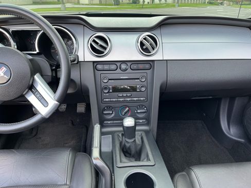 Used 2006 Ford Mustang GT image 14