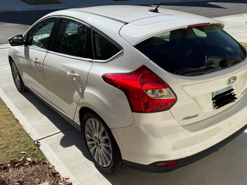 Used 2012 Ford Focus Titanium image 8