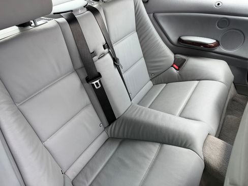 Used 2005 BMW 325Ci Convertible image 18