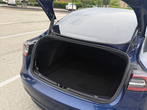 Used 2022 Tesla Model 3 RWD image 19