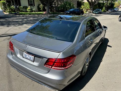 Used 2015 Mercedes-Benz E 400 E 400 Sedan 4D image 21